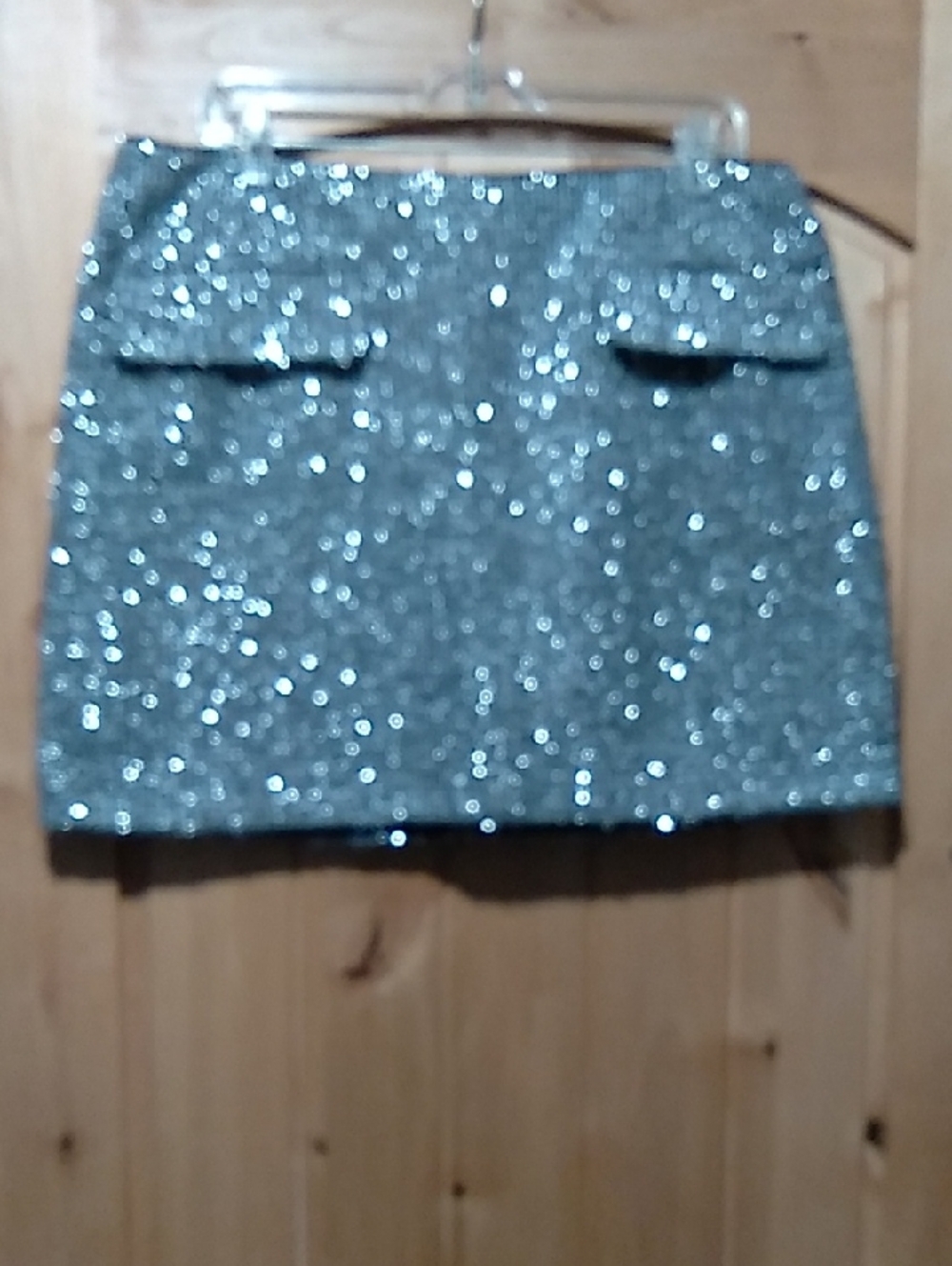 NWOT Banana Republic Black And Silver Crinkle Mini Skirt Size 16